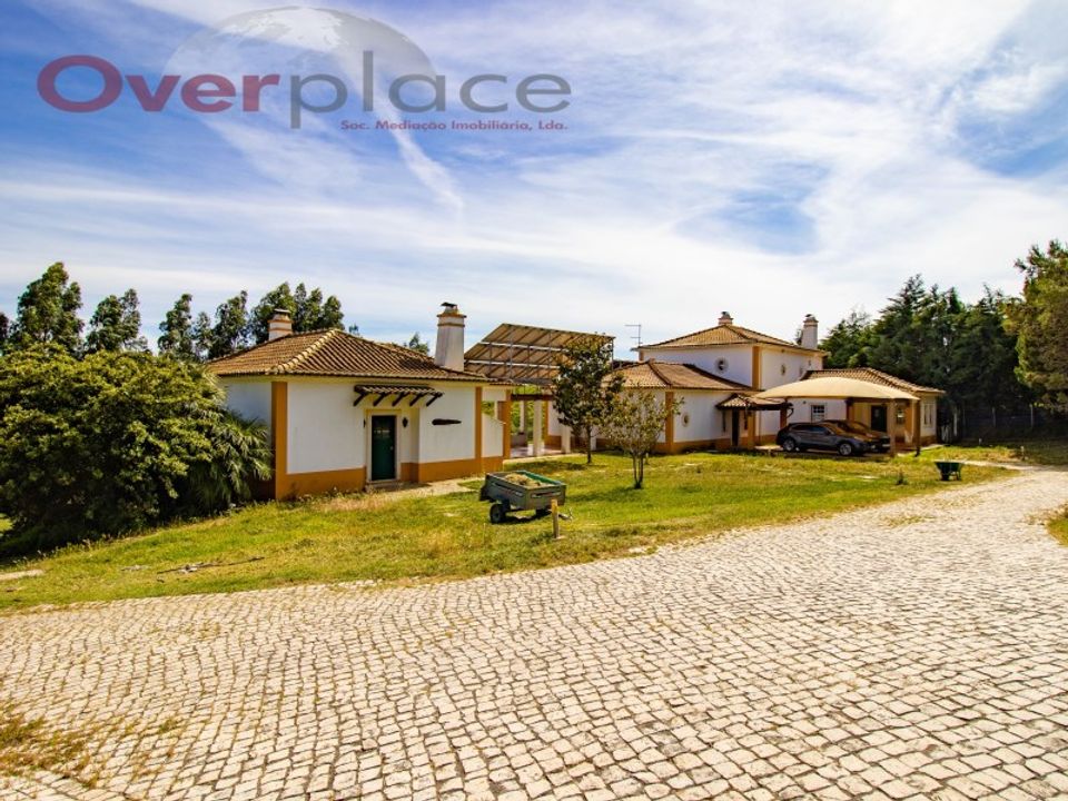 Villa in Cadaval, Lisbon - photo 1