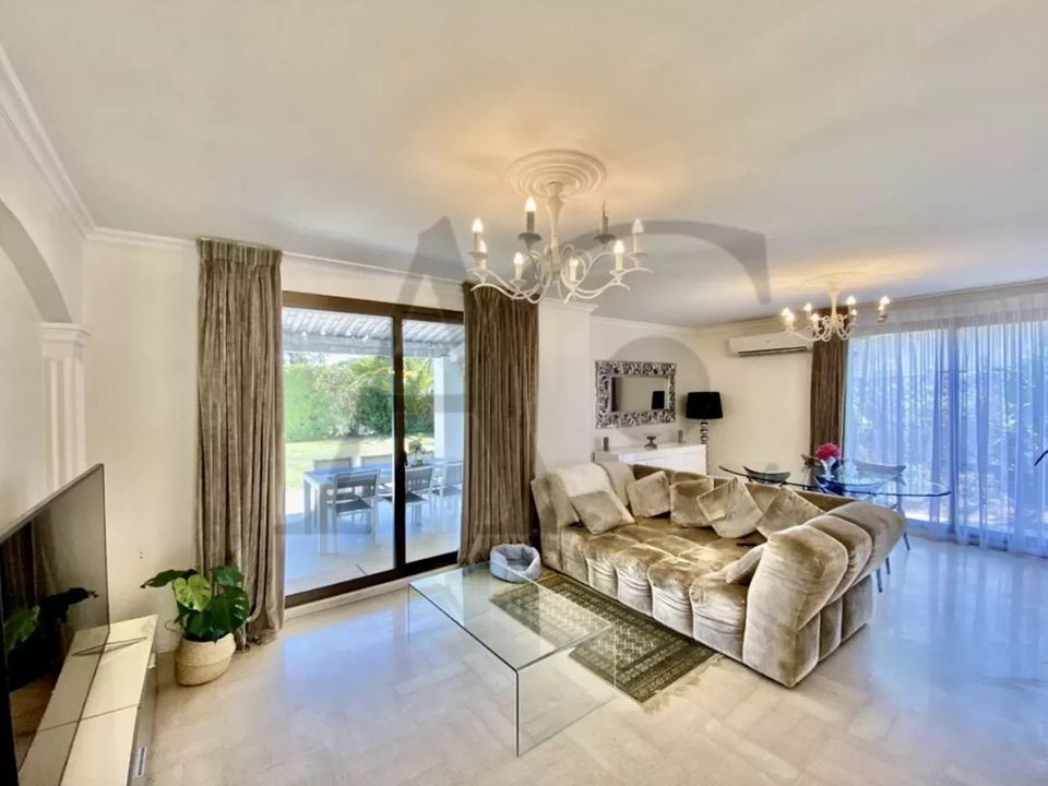Villa i Villeneuve-Loubet, Alpes-Maritimes - bilde 3