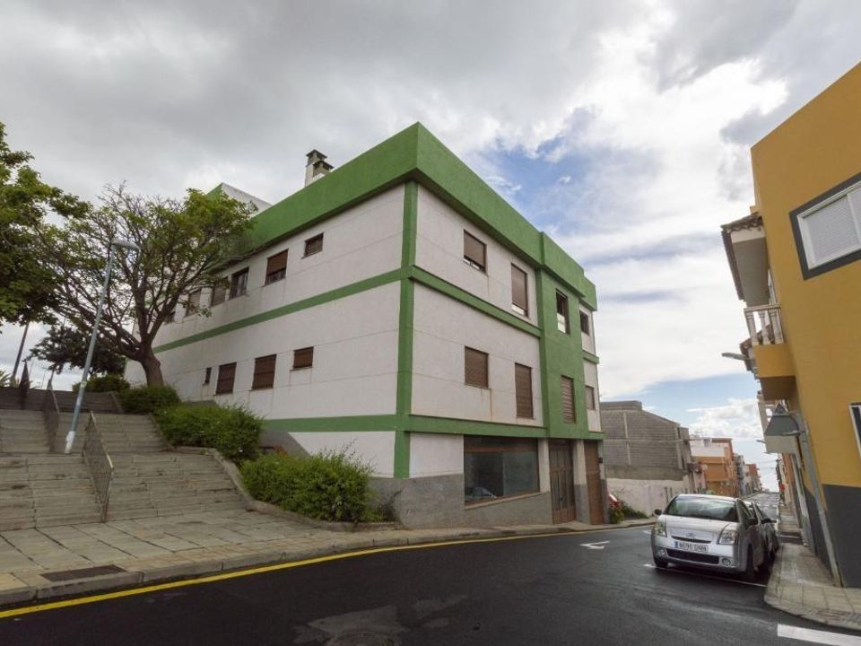 Erhvervsejendom i Santa Cruz De Tenerife, Tenerife - foto 1