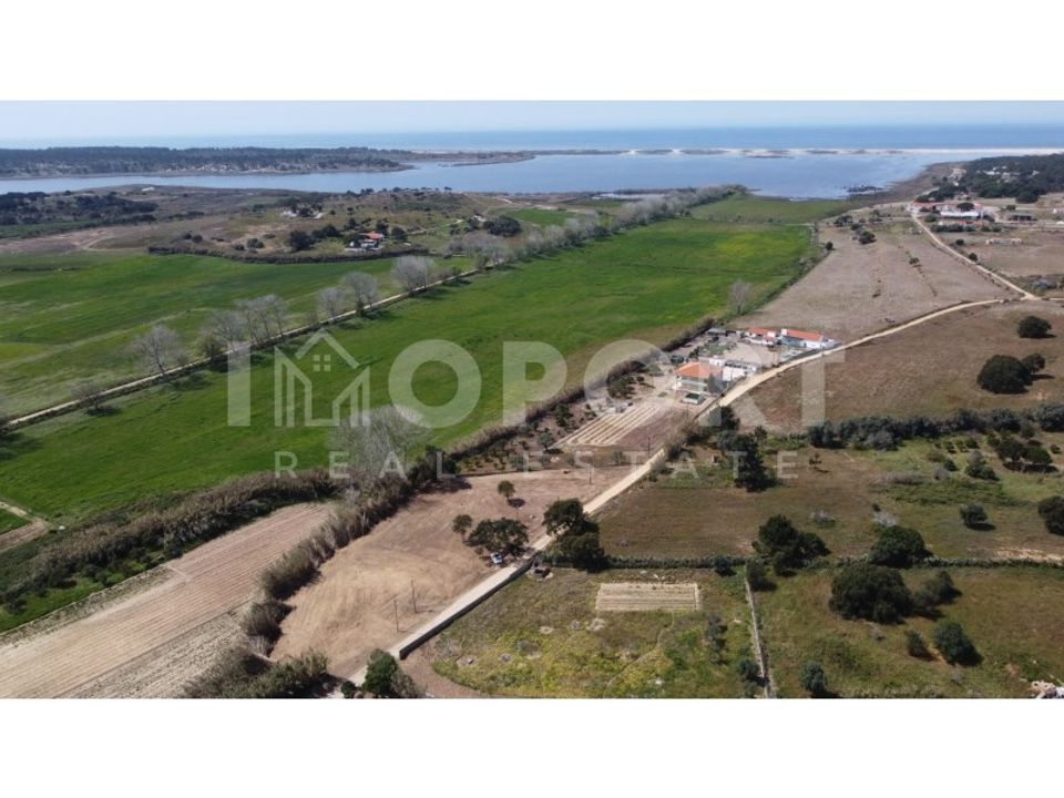 Helårsgrund i Santo Andre, Setubal - foto 1