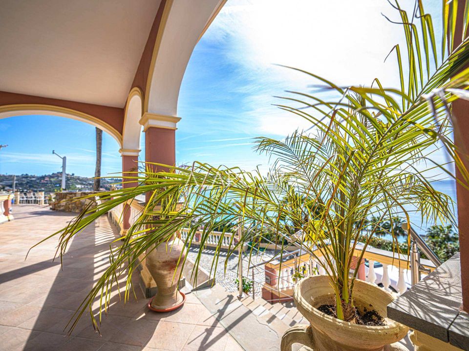 Villa i Ospedaletti, Imperia - foto 5