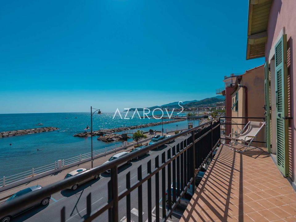 Lejlighed i Santo Stefano Al Mare, Imperia - foto 1