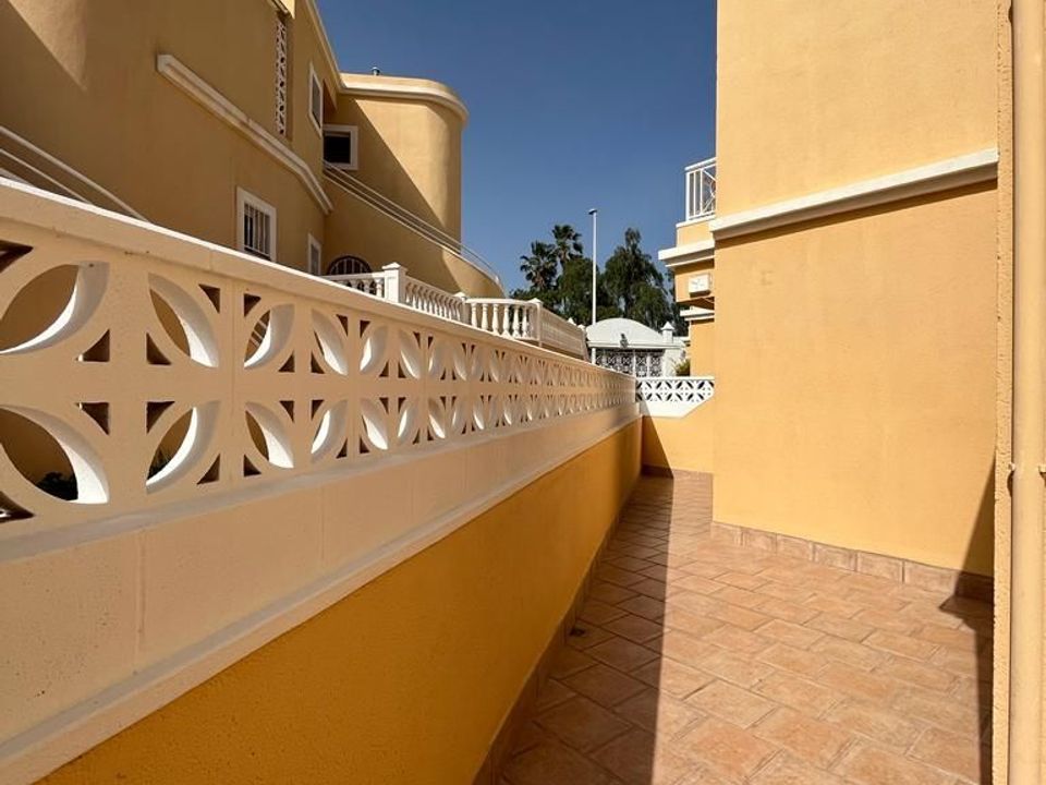 Lejlighed i Playas De Fanabe, Tenerife - foto 4