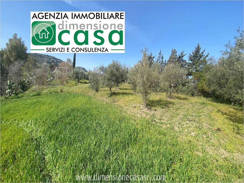 Helårsgrund i Caltanissetta, Caltanissetta - foto 1