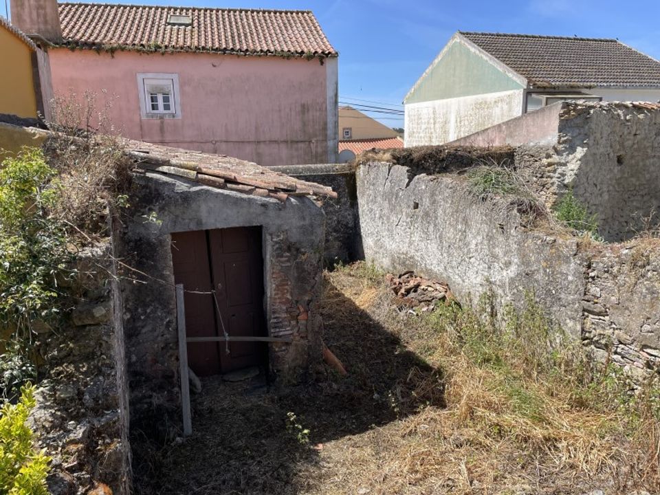Ruinere i Lourinha, Lisbon - foto 3