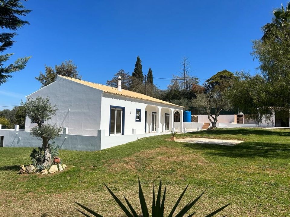 Villa i Carvoeiro, Faro - foto 1