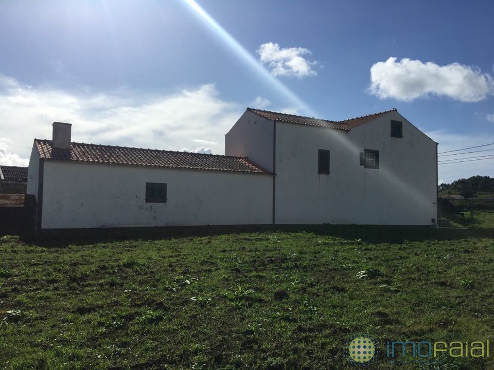 Casa de pueblo en Horta, Faial - foto 3