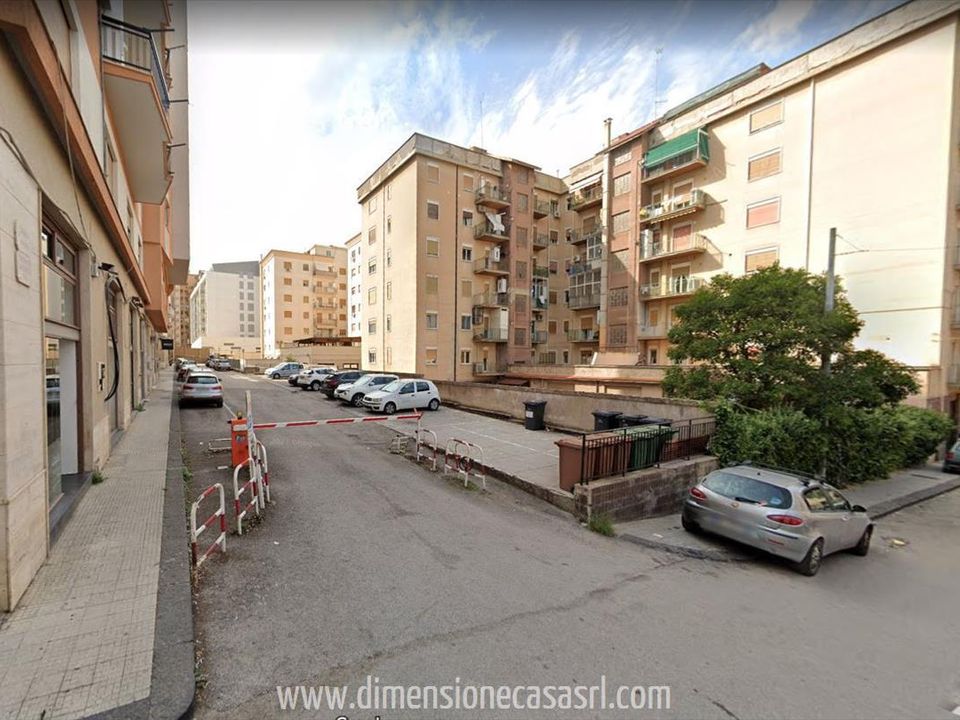 Erhvervsejendom i Caltanissetta, Caltanissetta - foto 2
