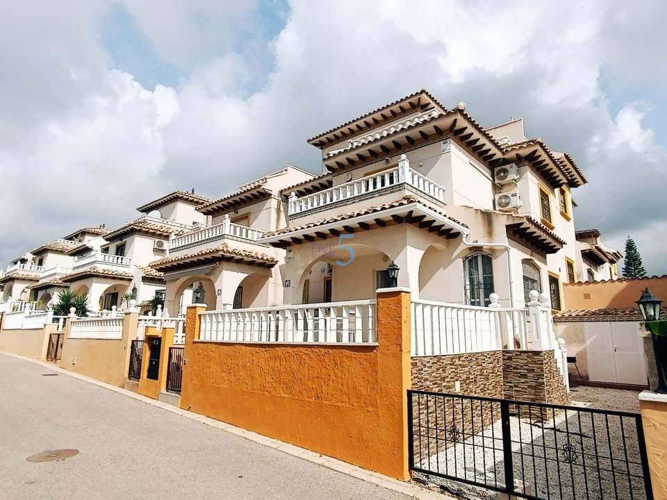 Byhus i Cabo Roig, Alicante - foto 1