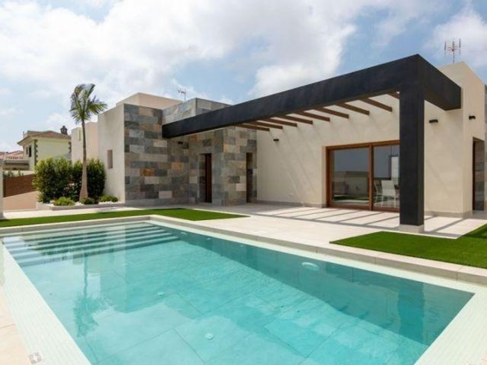 Villa i Torrevieja, Alicante - foto 1