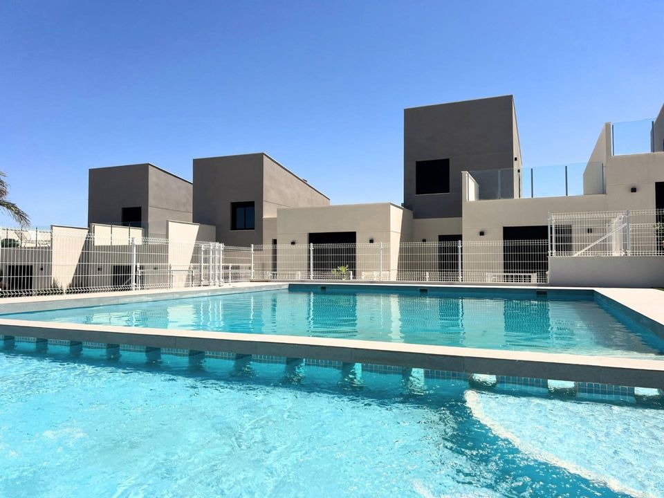 Rækkehus i Banos Y Mendigo, Murcia - foto 1