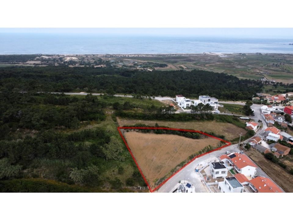 Helårsgrund i Nazare, Leiria - foto 1