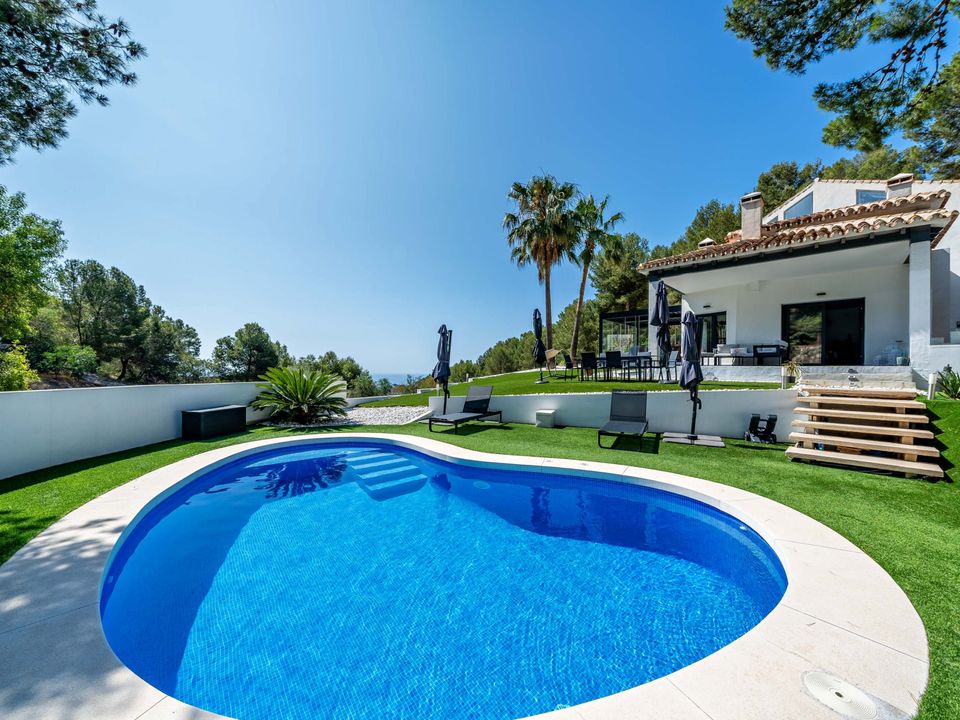 Villa i Malaga city, Malaga - foto 1