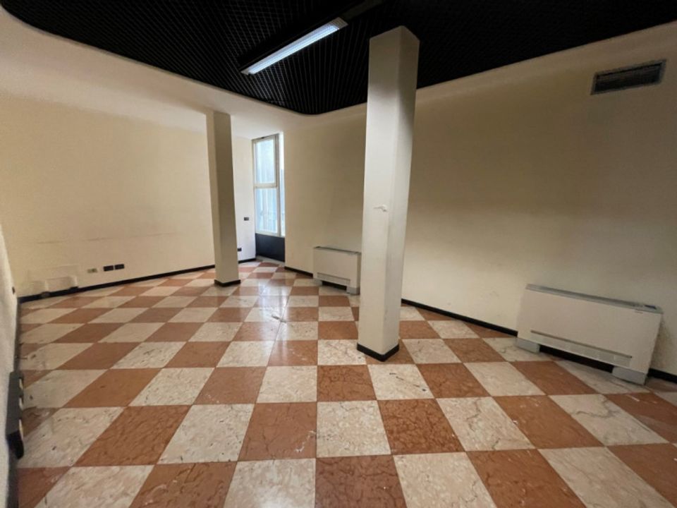 Erhvervsejendom i Vicenza, Vicenza - foto 5