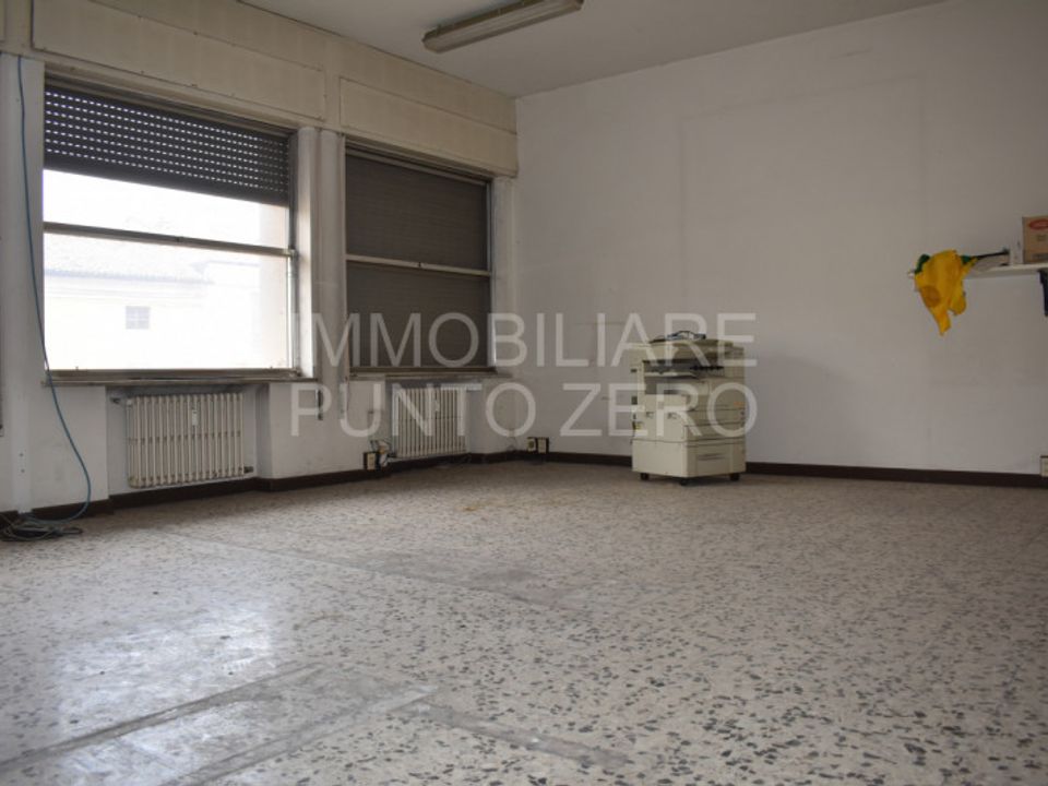 Erhvervsejendom i Soragna, Parma - foto 4