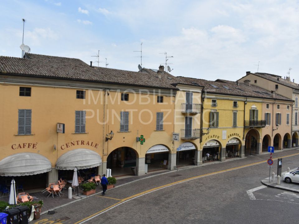 Erhvervsejendom i Soragna, Parma - foto 3