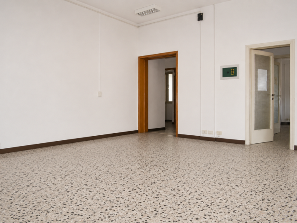 L'establiment comercial a Soragna, Parma - foto 3