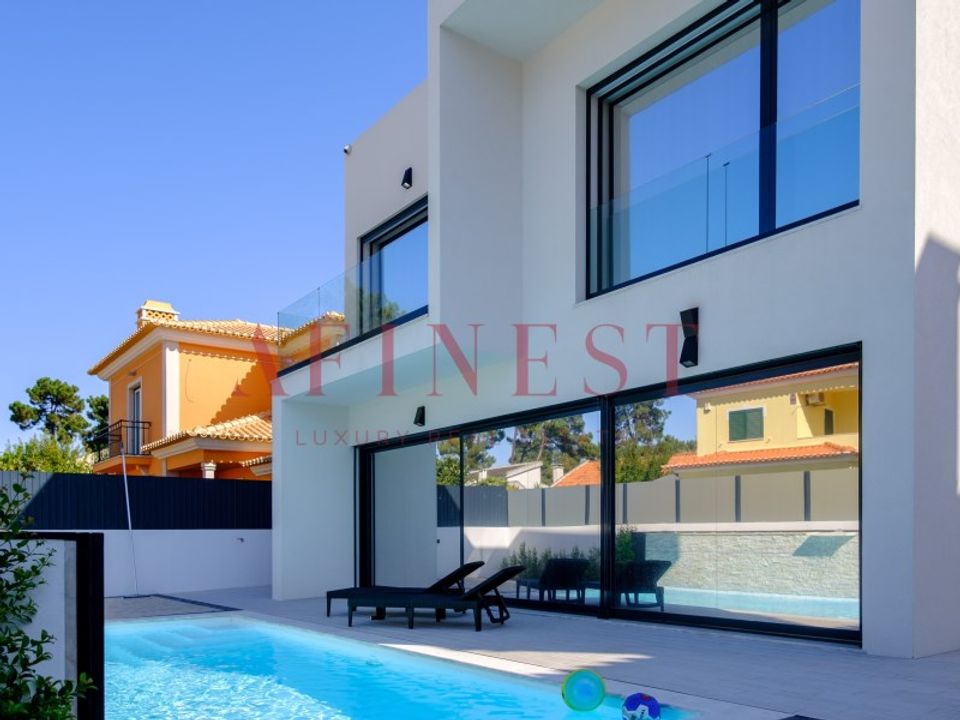 Villa in Almada, Setubal - foto 1
