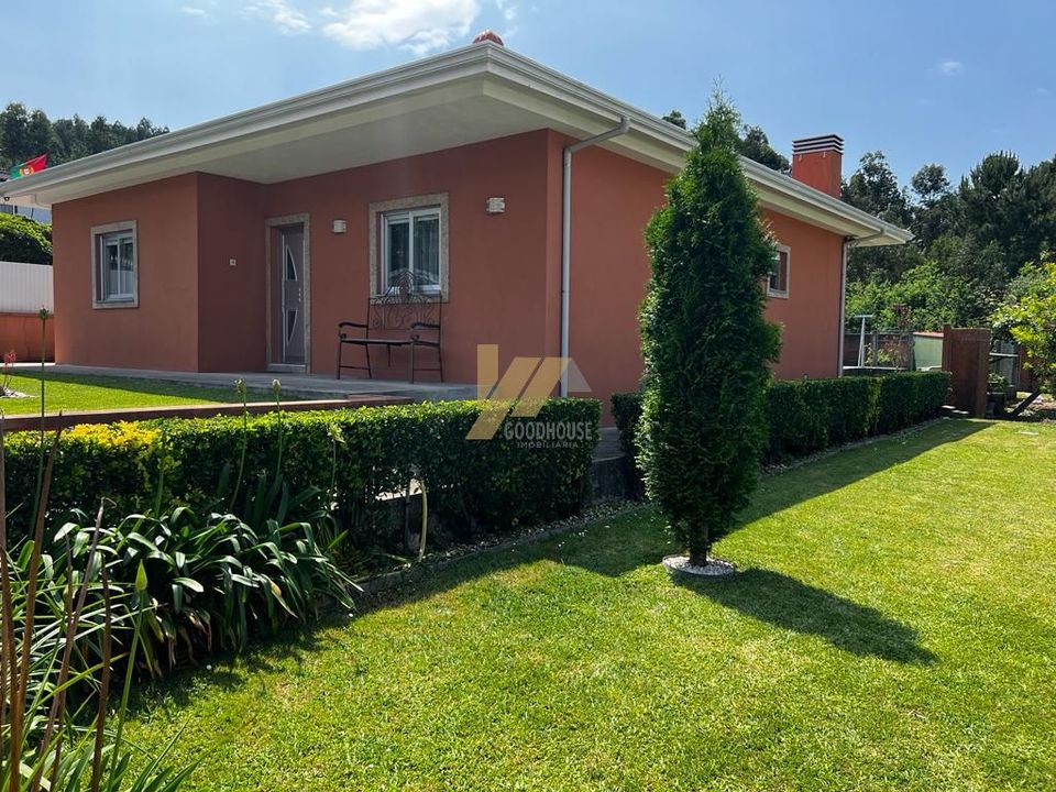 Villa i Santa Maria da Feira, Aveiro - foto 1