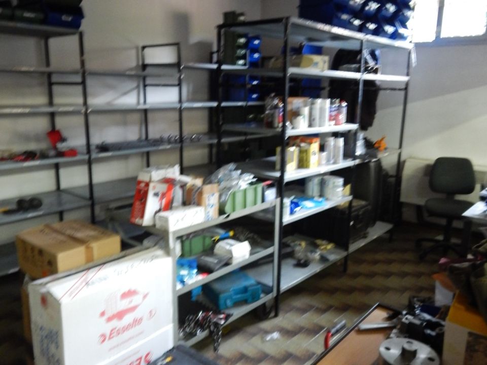 L'establiment comercial a Carpi, Modena - foto 5