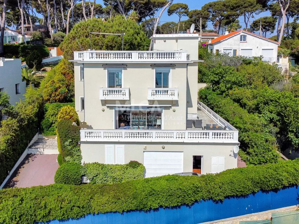 Villa i Antibes, Alpes-Maritimes - foto 1