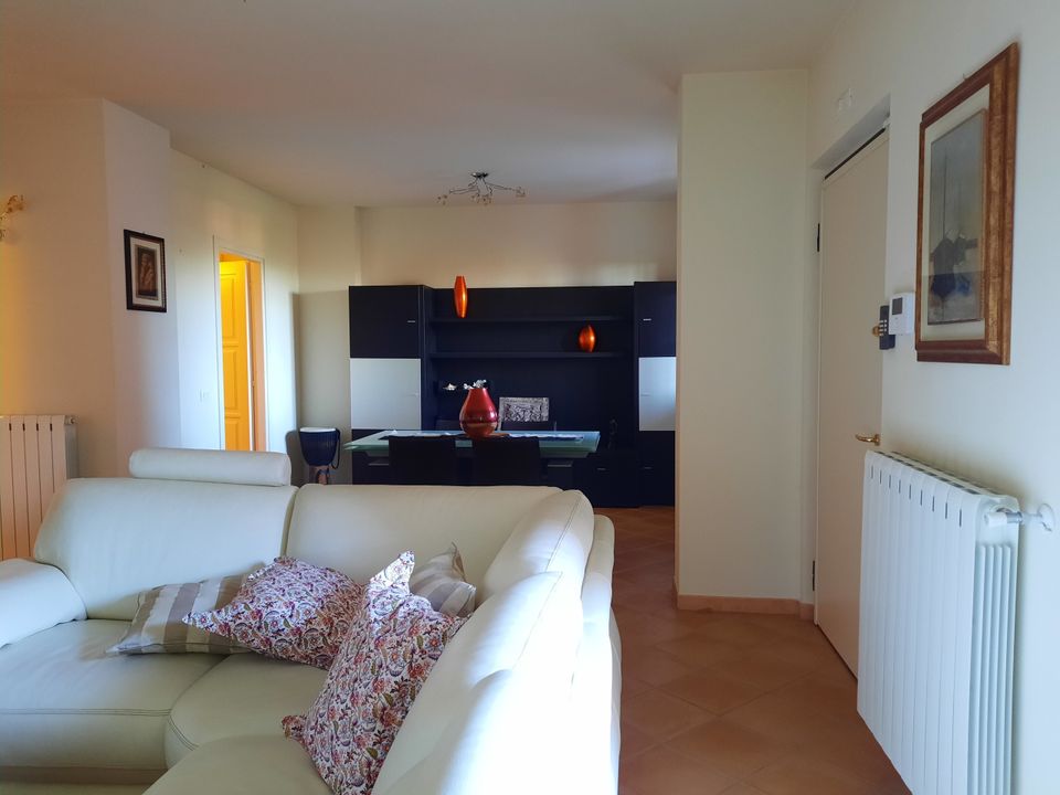 Villa i Castelnuovo Magra, La Spezia - foto 1