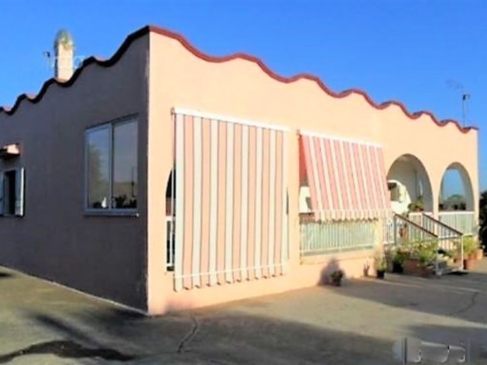 Villa i Grottaglie, Taranto - bilde 1