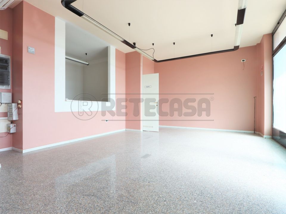 Erhvervsejendom i Camisano Vicentino, Vicenza - foto 1
