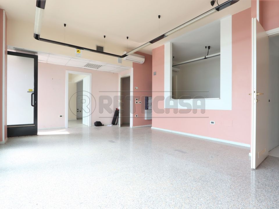 Erhvervsejendom i Camisano Vicentino, Vicenza - foto 2