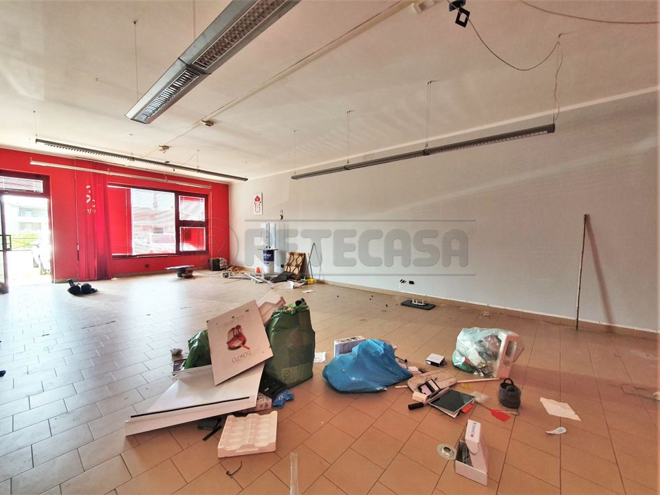 Erhvervsejendom i Torri di Quartesolo, Vicenza - foto 2