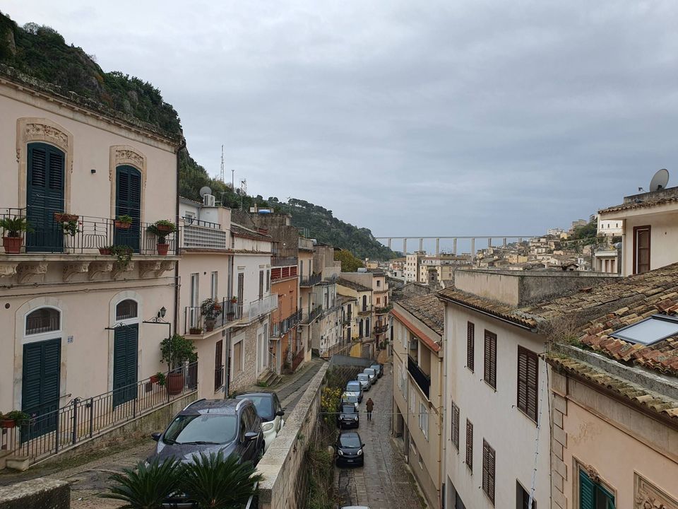 Byhus i Modica, Ragusa - foto 3