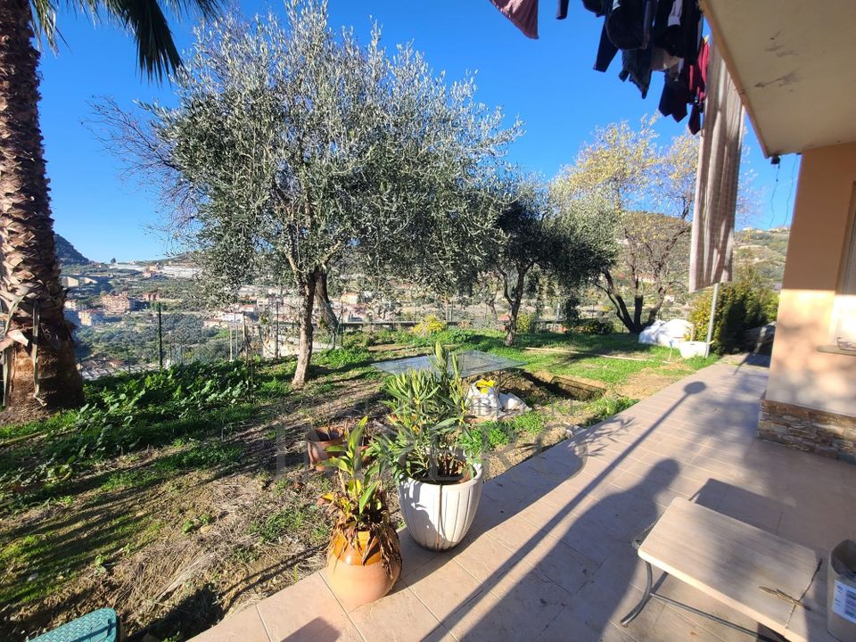 Villa i Bordighera, Imperia - foto 1