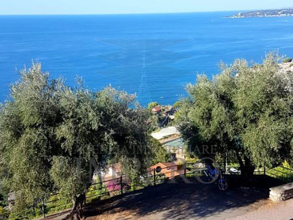 Helårsgrund i Ventimiglia, Imperia - foto 2