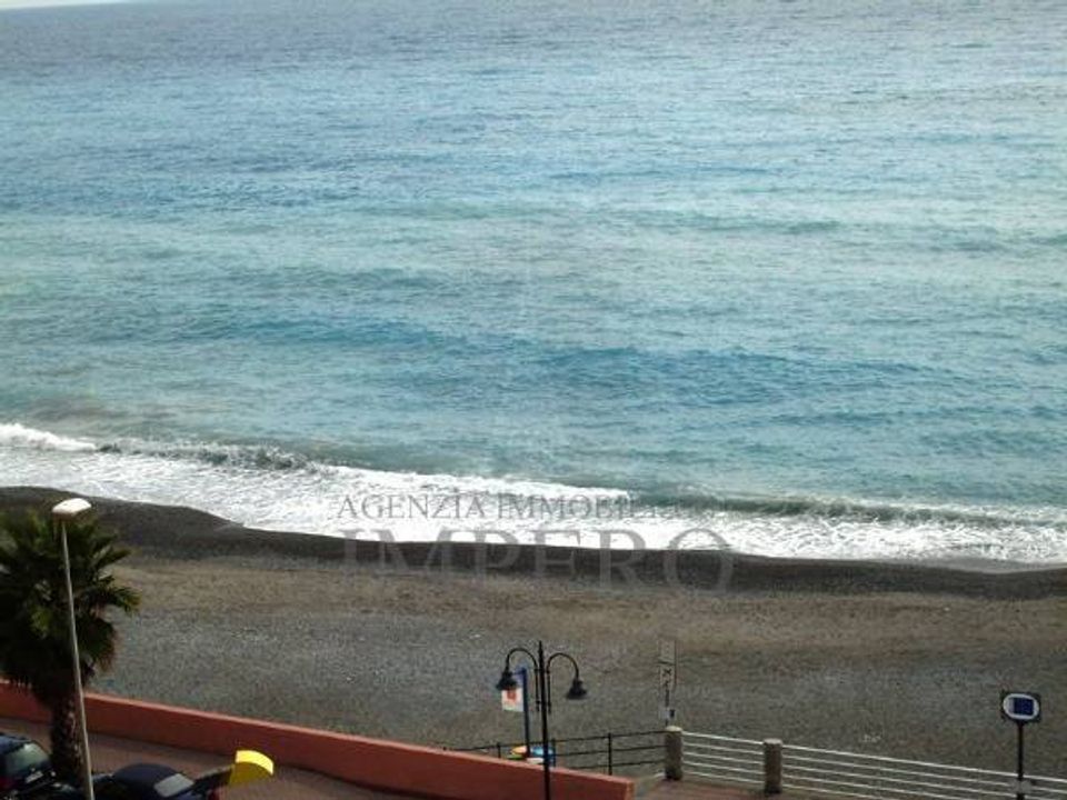 Lejlighed i Ventimiglia, Imperia - foto 1