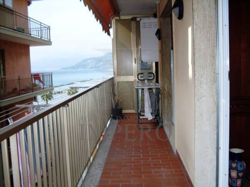 Lejlighed i Ventimiglia, Imperia - foto 3