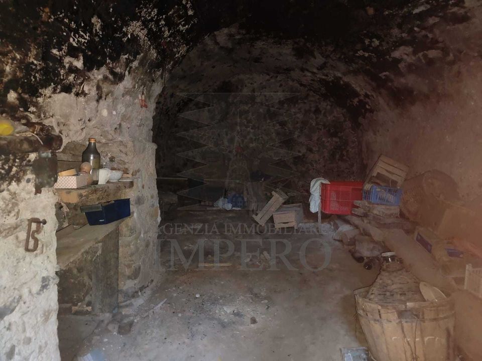 Erhvervsejendom i Ventimiglia, Imperia - foto 1