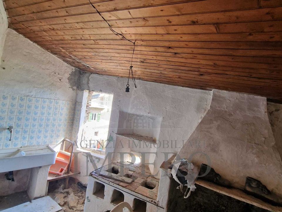 Byhus i Vallecrosia, Imperia - foto 4