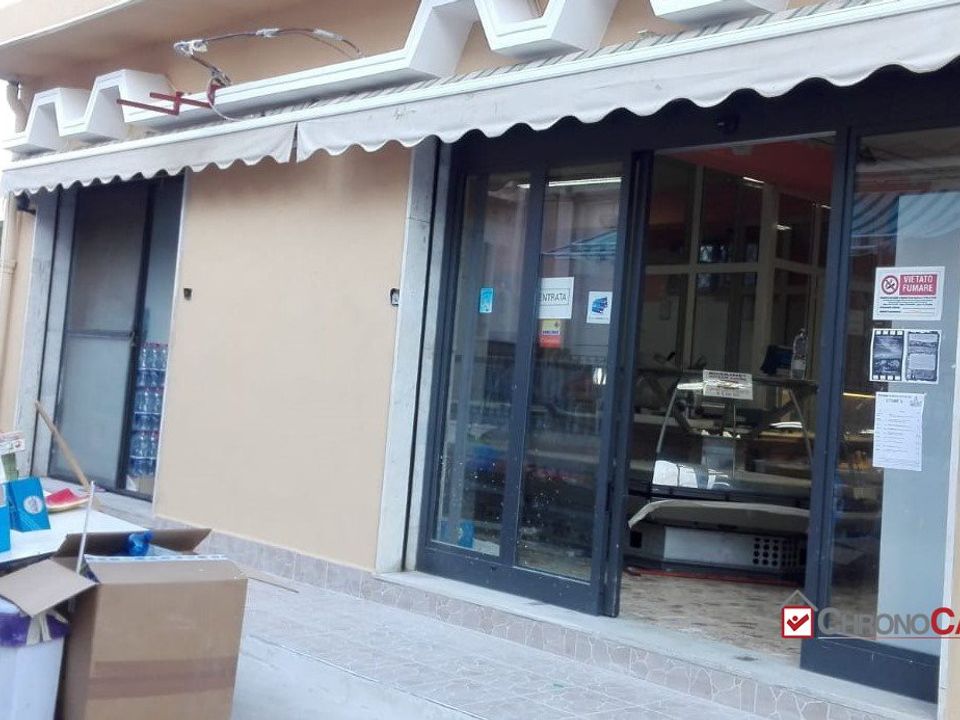 Erhvervsejendom i Messina, Messina - foto 1