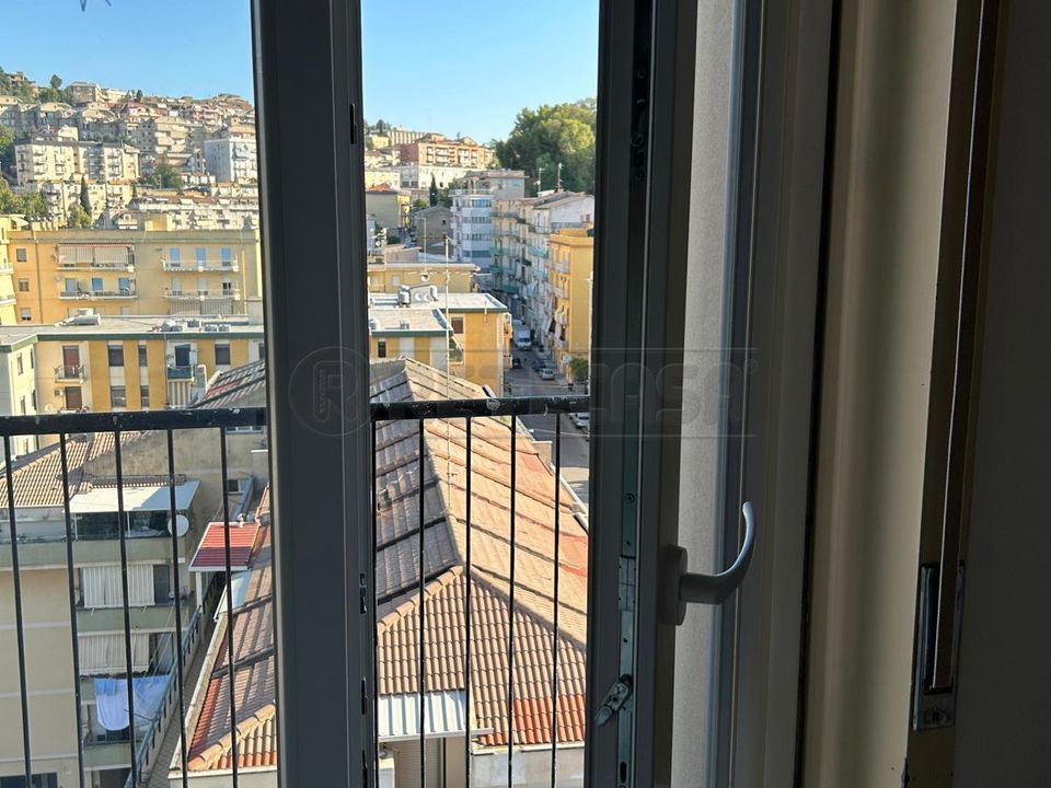Lejlighed i Caltanissetta, Caltanissetta - foto 4