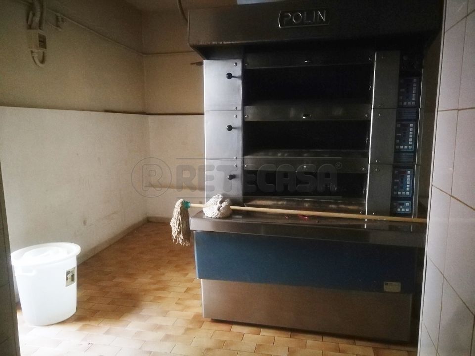 Erhvervsejendom i Caltanissetta, Caltanissetta - foto 2