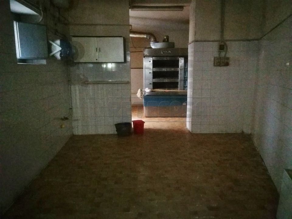 Erhvervsejendom i Caltanissetta, Caltanissetta - foto 3