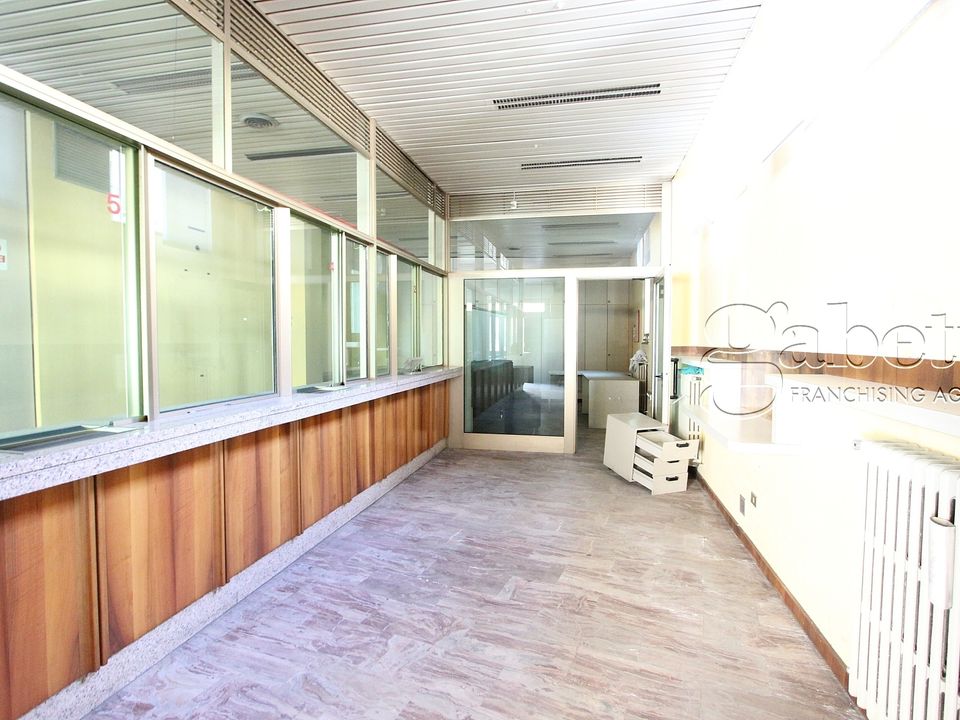 Erhvervsejendom i Pregnana Milanese, Milan - foto 4
