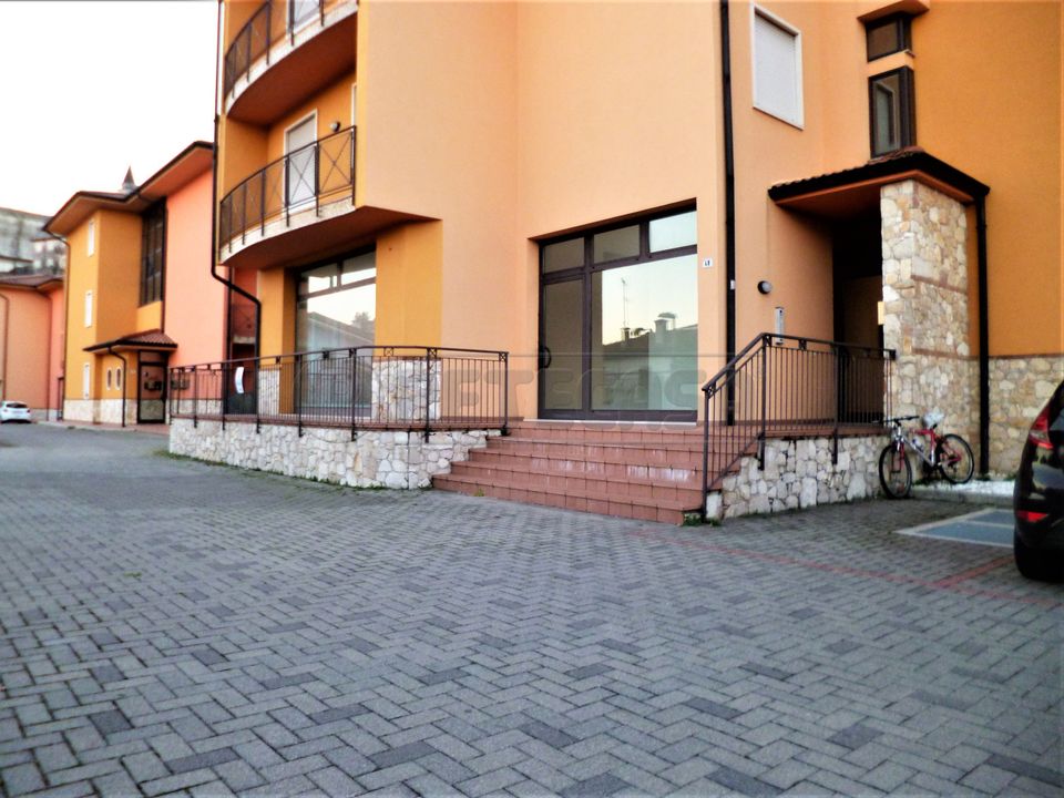 Erhvervsejendom i Zermeghedo, Vicenza - foto 1
