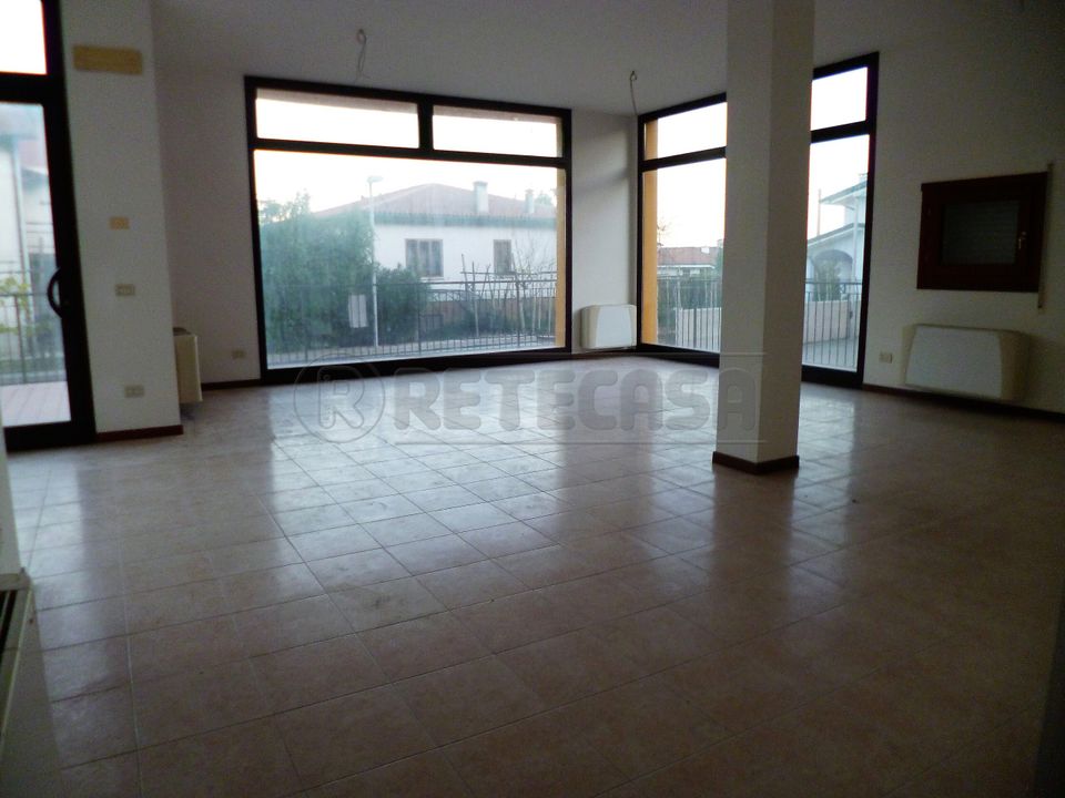 Erhvervsejendom i Zermeghedo, Vicenza - foto 4