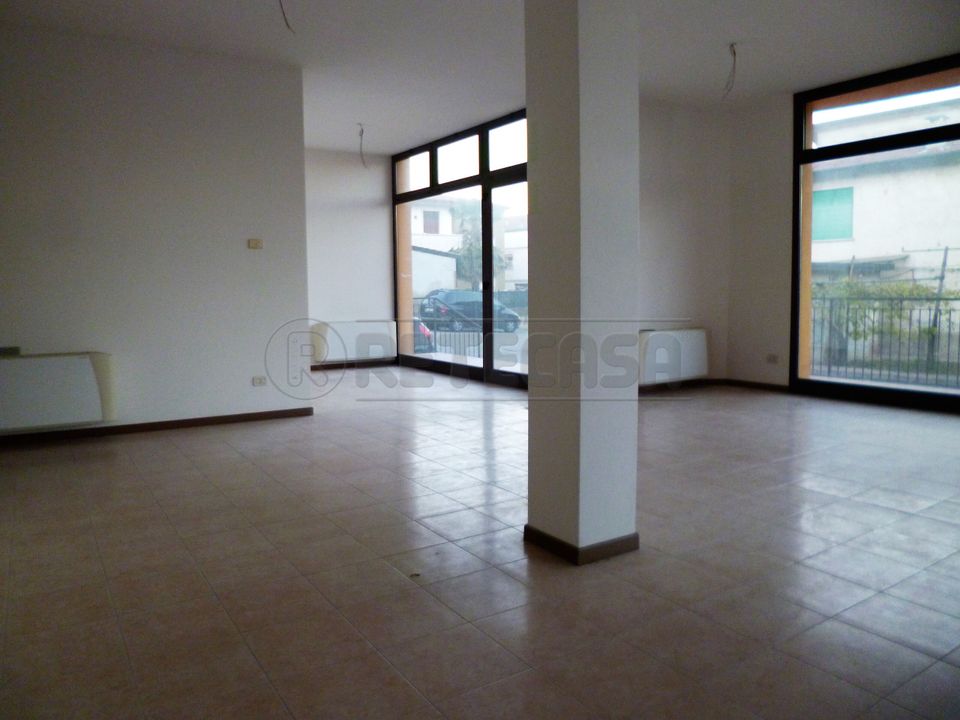 Erhvervsejendom i Zermeghedo, Vicenza - foto 5