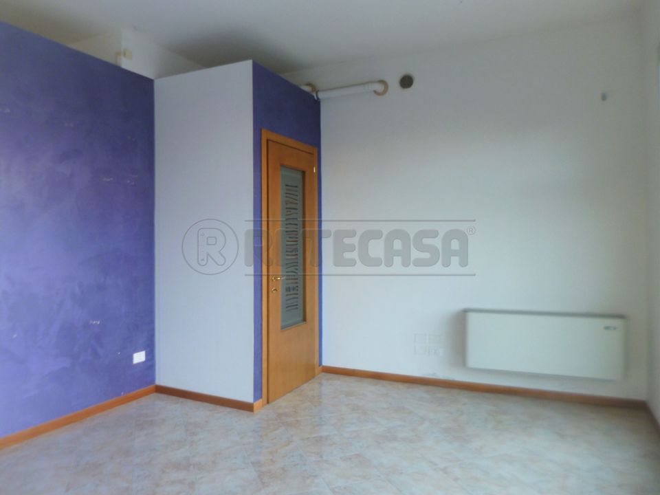 Erhvervsejendom i Montorso Vicentino, Vicenza - foto 3