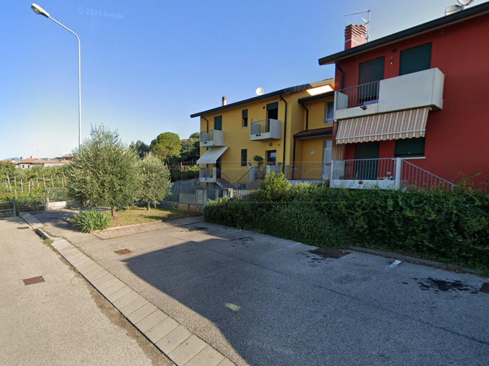Garage i Ronca, Verona - foto 1