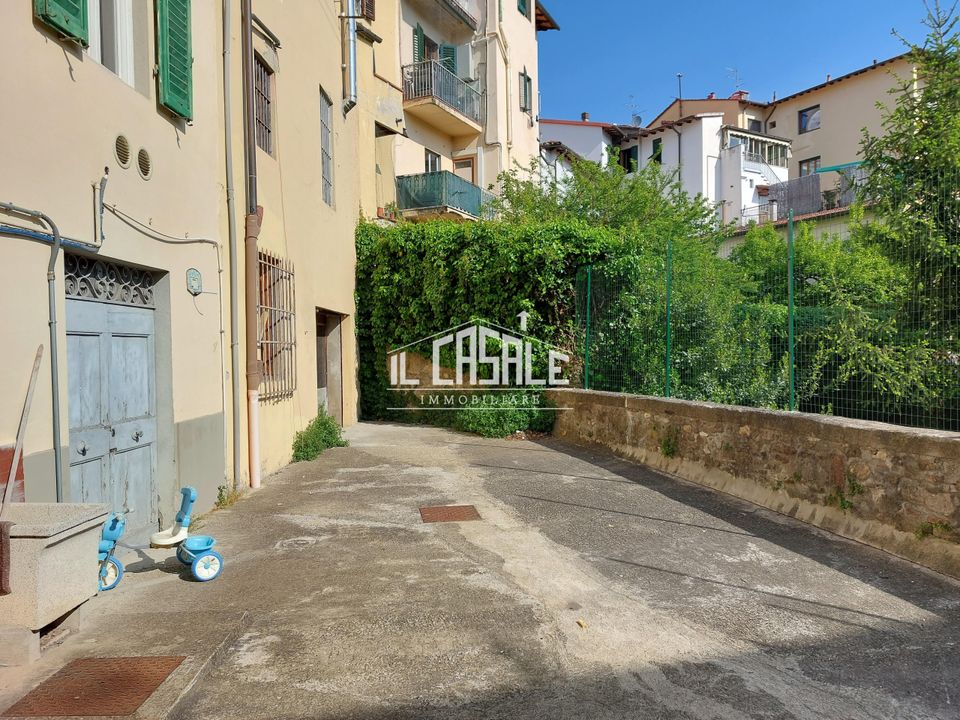 Erhvervsejendom i Pontassieve, Florence - foto 1