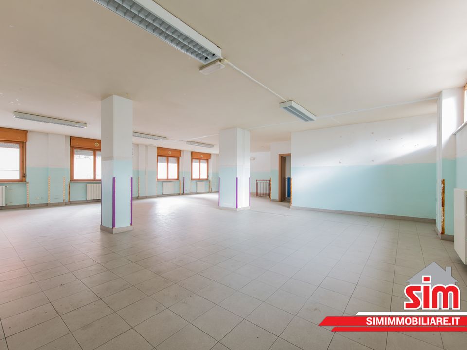 Propriedade comercial em Novara, Novara - foto 2