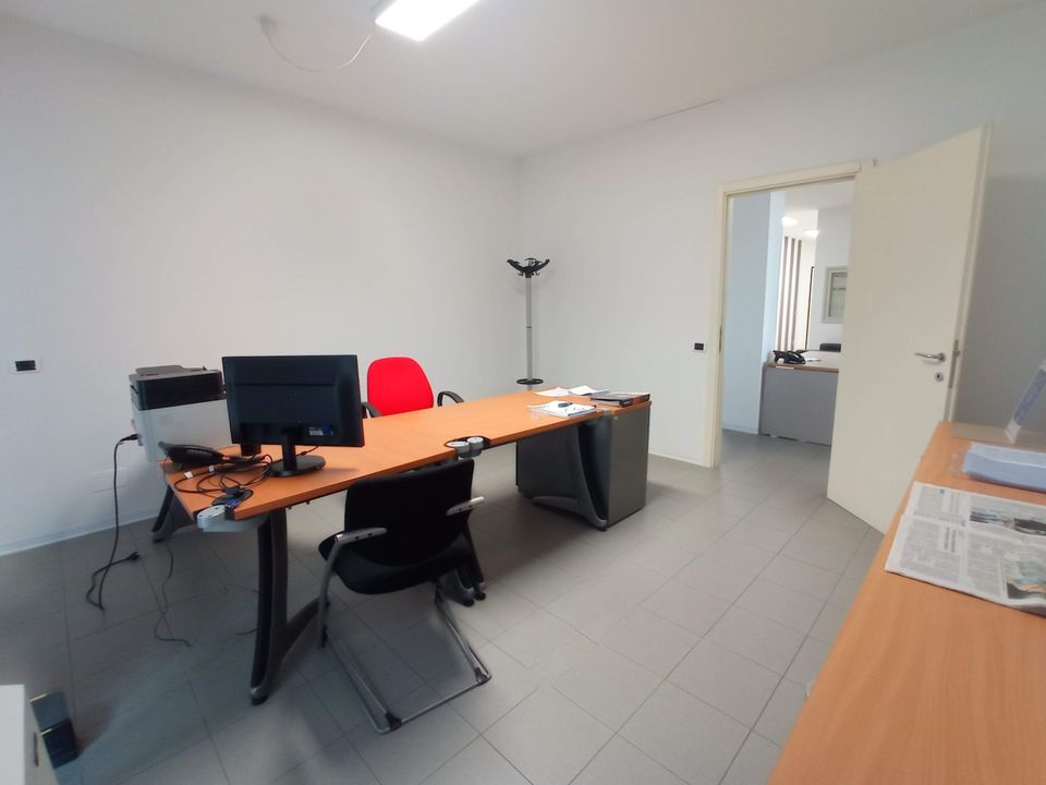 Næringseiendom i Modena, Modena - bilde 3